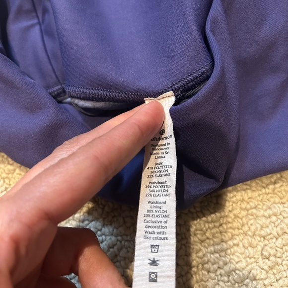 Lulu Lemon Running Tights - Picture 2 of 6